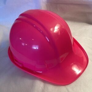 NWOT - Pyramex™ Pink Cap Hard Hat 4 Point Ratchet Suspension Protective Helmet